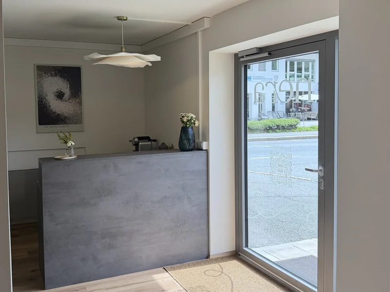 NERA Studio Empfang